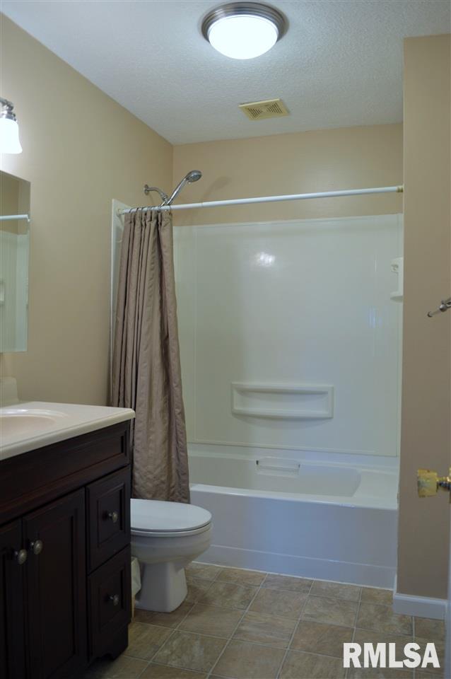 9823 88th Street West Taylor Ridge, IL 61284 - Photo 15 of 24 Gallery Image 15