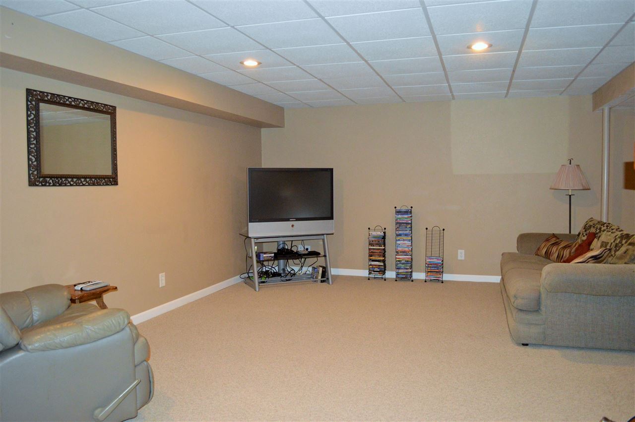 9823 88th Street West Taylor Ridge, IL 61284 - Photo 20 of 24 Gallery Image 20