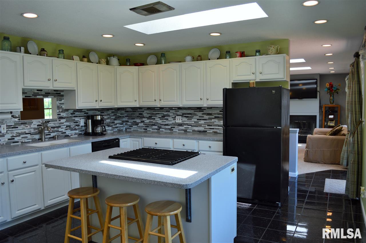 9823 88th Street West Taylor Ridge, IL 61284 - Photo 9 of 24 Gallery Image 9