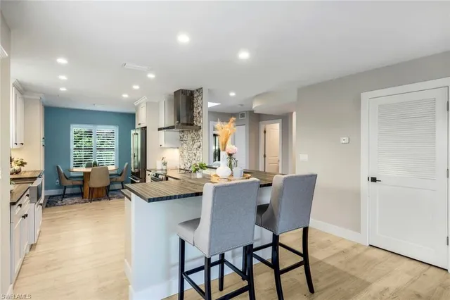 $639,555 | 15455 Royal Fern Lane North, Unit 22B, Naples, FL 34110