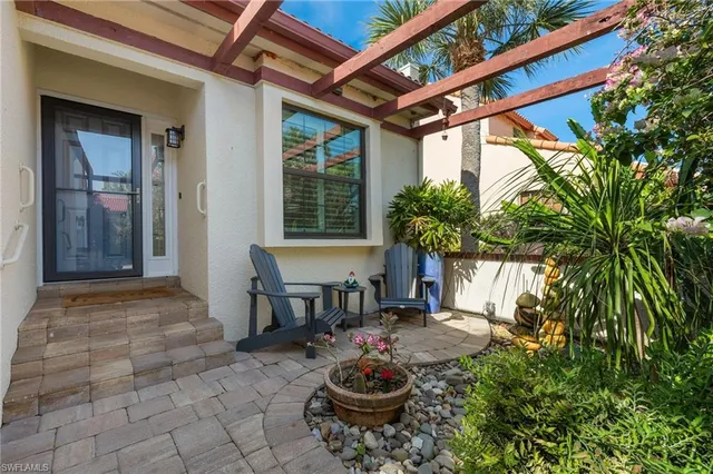 $639,555 | 15455 Royal Fern Lane North, Unit 22B, Naples, FL 34110