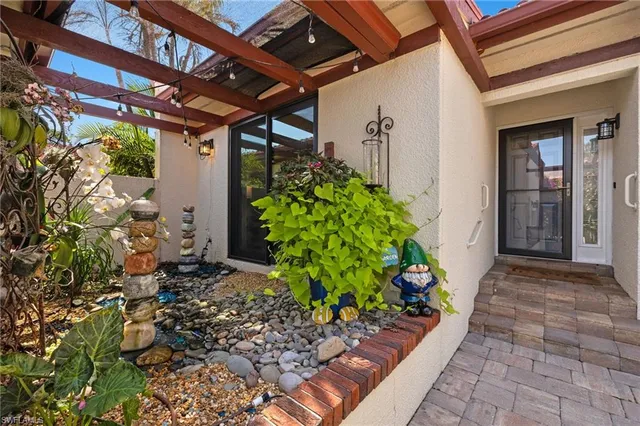 $639,555 | 15455 Royal Fern Lane North, Unit 22B, Naples, FL 34110