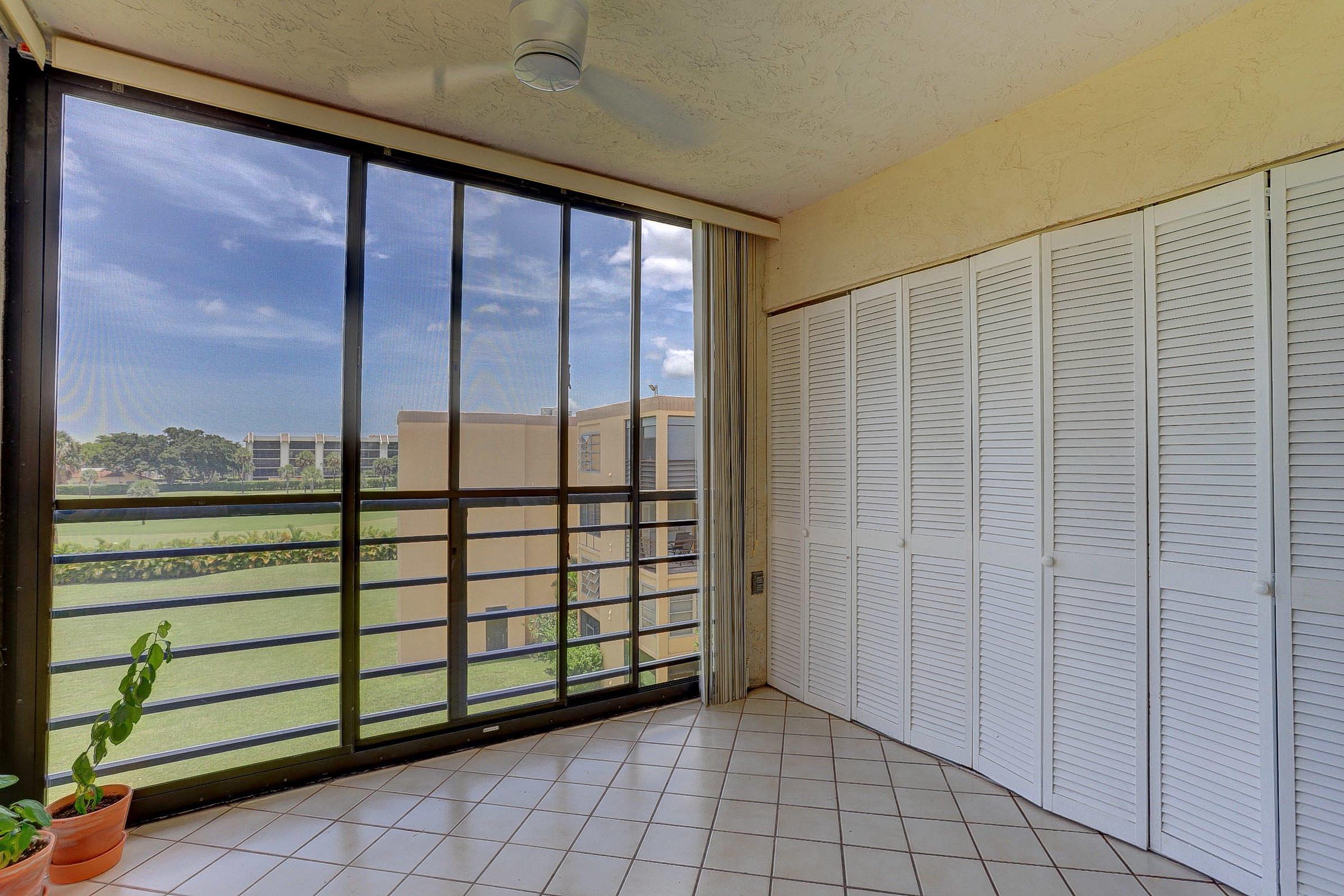 9370 Southwest 8th Street, Unit 405 Boca Raton, FL 33428 - Photo 19 of 35 19_img_5125_6_7_8_9