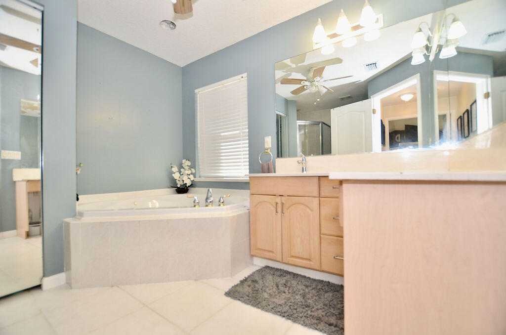2237 Southwest Salmon Road Port St. Lucie, FL 34953 - Photo 18 of 45 2237 Sw Salmon Bath