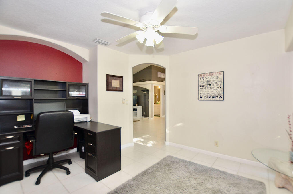 2237 Southwest Salmon Road Port St. Lucie, FL 34953 - Photo 21 of 45 2237 Sw Salmon D2