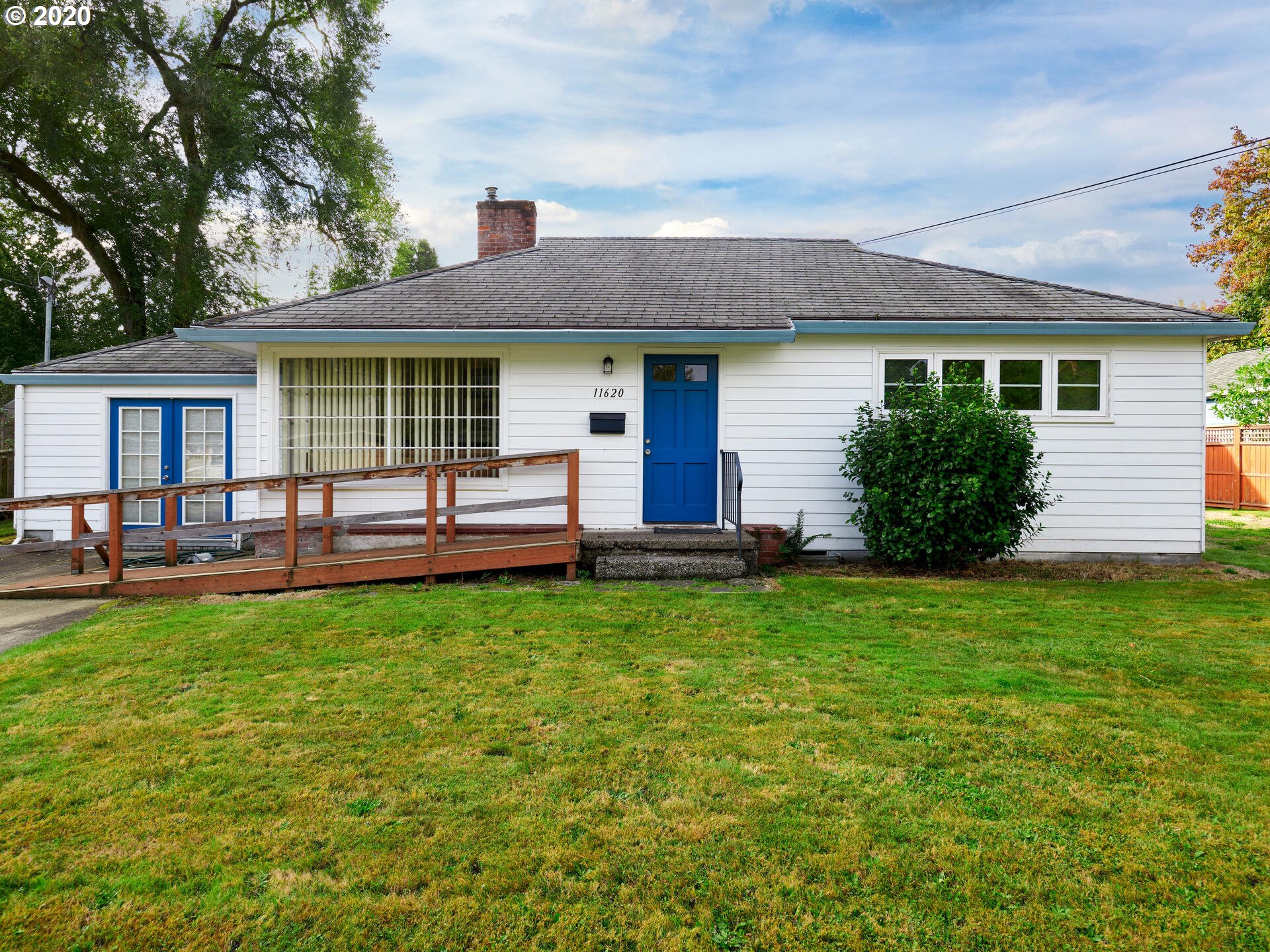 11620 Southwest 11th Street Beaverton, OR 97005 - Photo 1 of 22 Gallery Image 1