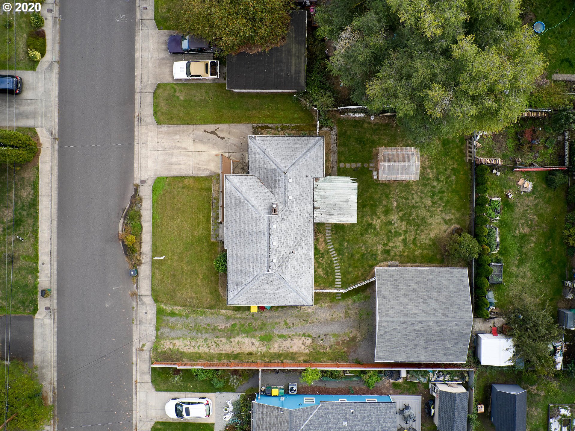 11620 Southwest 11th Street Beaverton, OR 97005 - Photo 5 of 22 Gallery Image 5