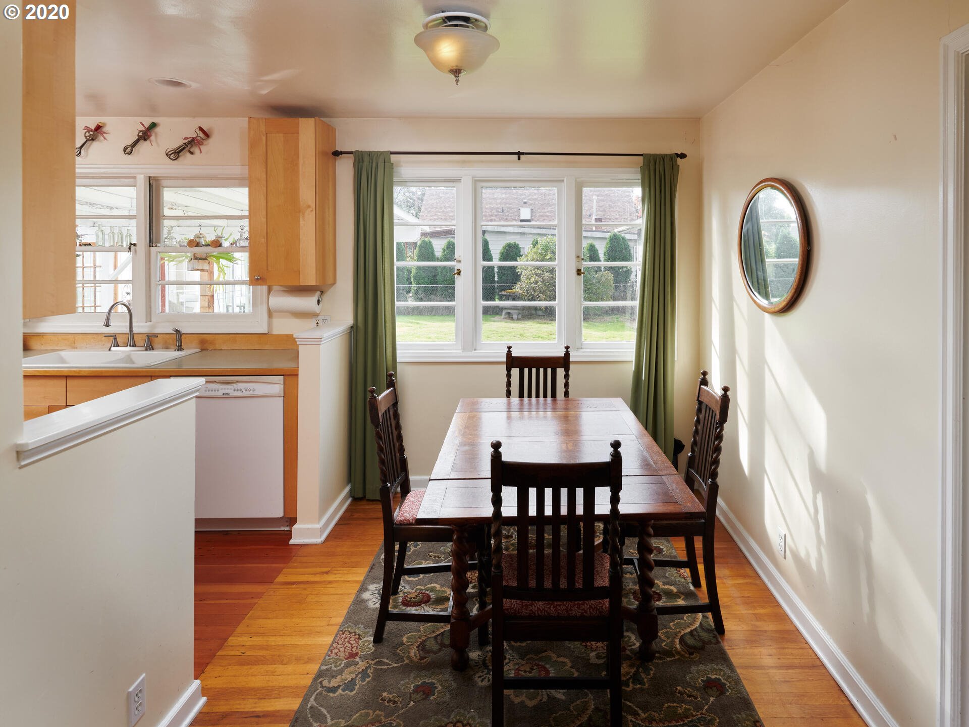 11620 Southwest 11th Street Beaverton, OR 97005 - Photo 9 of 22 Gallery Image 9