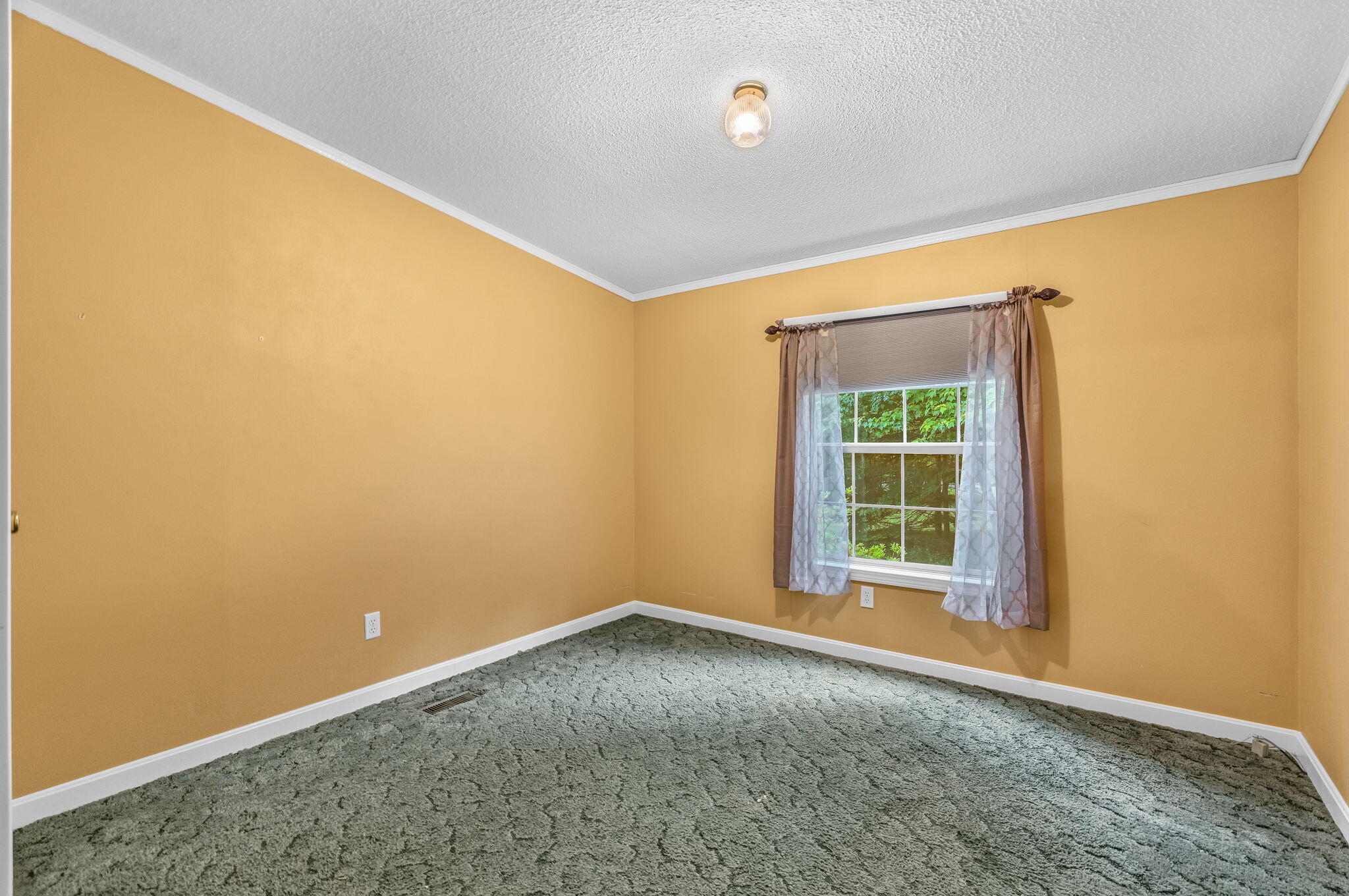 135 Ridgewood Drive Warren, ME 04864 - Photo 28 of 60