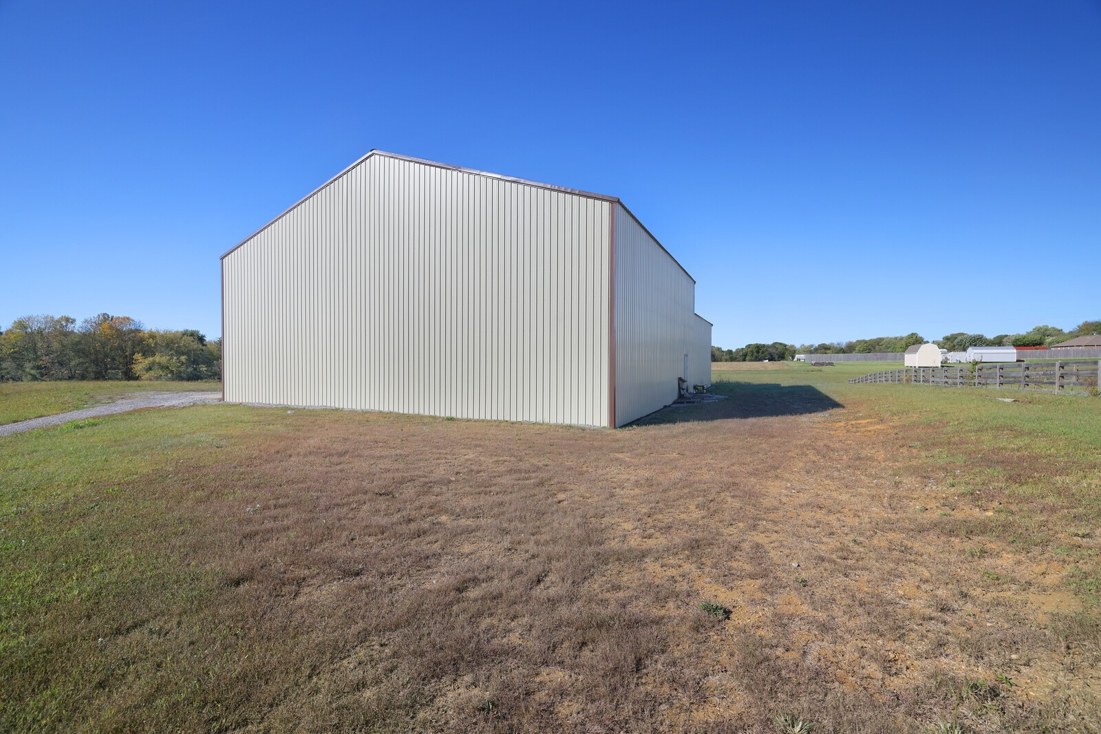 418 A Fowler Ford Road Portland, TN 37148 - Photo 11 of 26 a view of a big room with a yard
