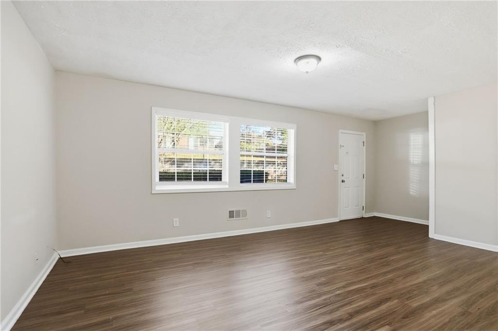 482 Palm Street Canton, GA 30115 - Photo 6 of 25