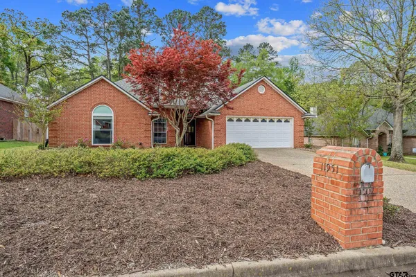 $289,900 | 11951 Acadia Drive, Tyler, TX 75703