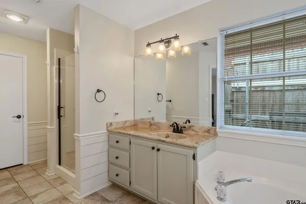 $289,900 | 11951 Acadia Drive, Tyler, TX 75703