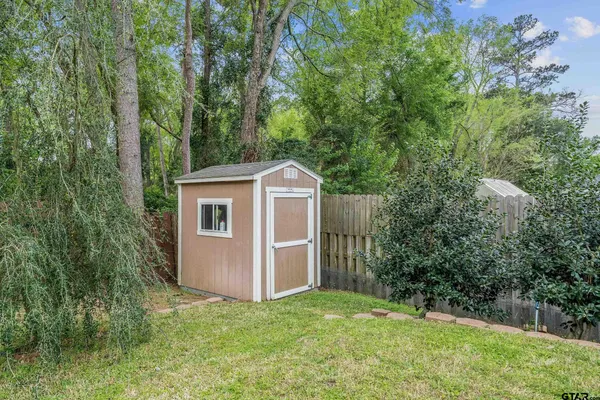 $289,900 | 11951 Acadia Drive, Tyler, TX 75703