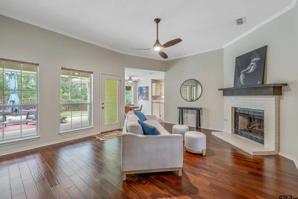 $289,900 | 11951 Acadia Drive, Tyler, TX 75703