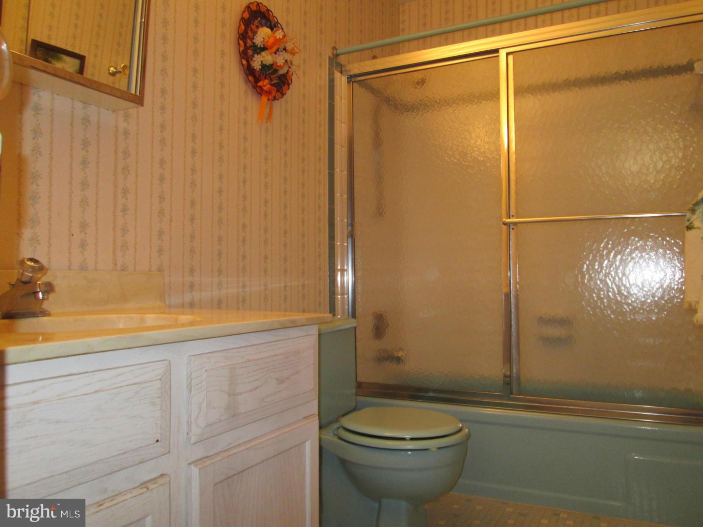 5951 Mill Branch Road Huntingtown, MD 20639 - Photo 9 of 24 Bath