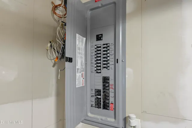 $535,000 | 674 Benton Hill Road, Becket, MA 01223