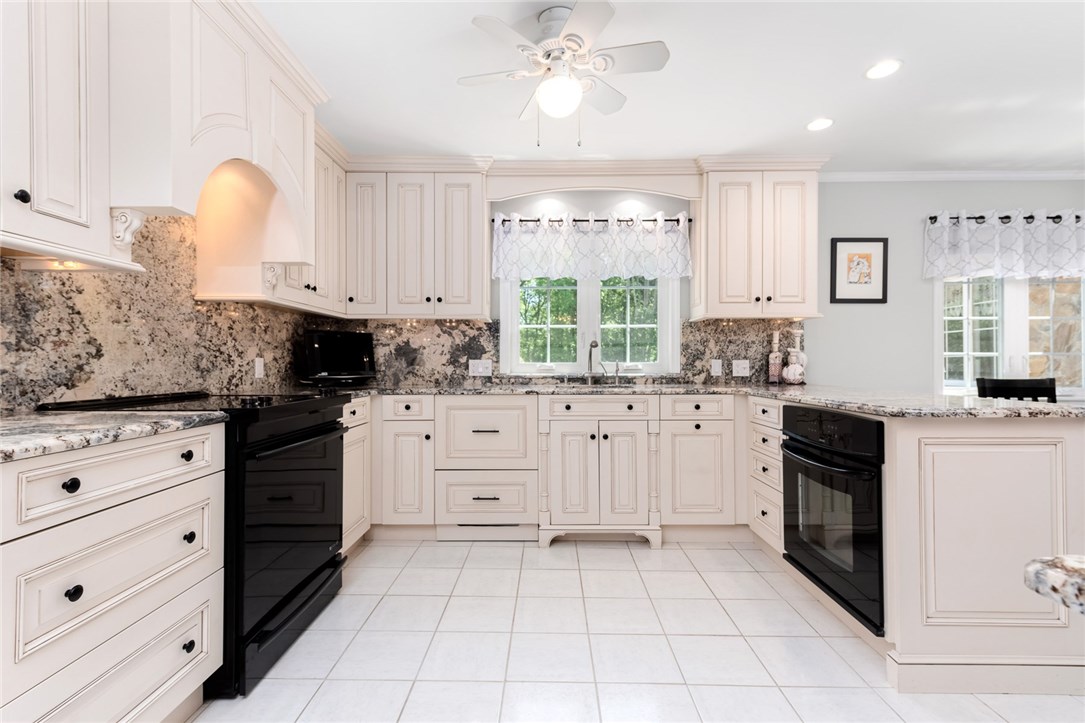 485 Potter Road North Kingstown, RI 02852 - Photo 12 of 36 Gallery Image 12