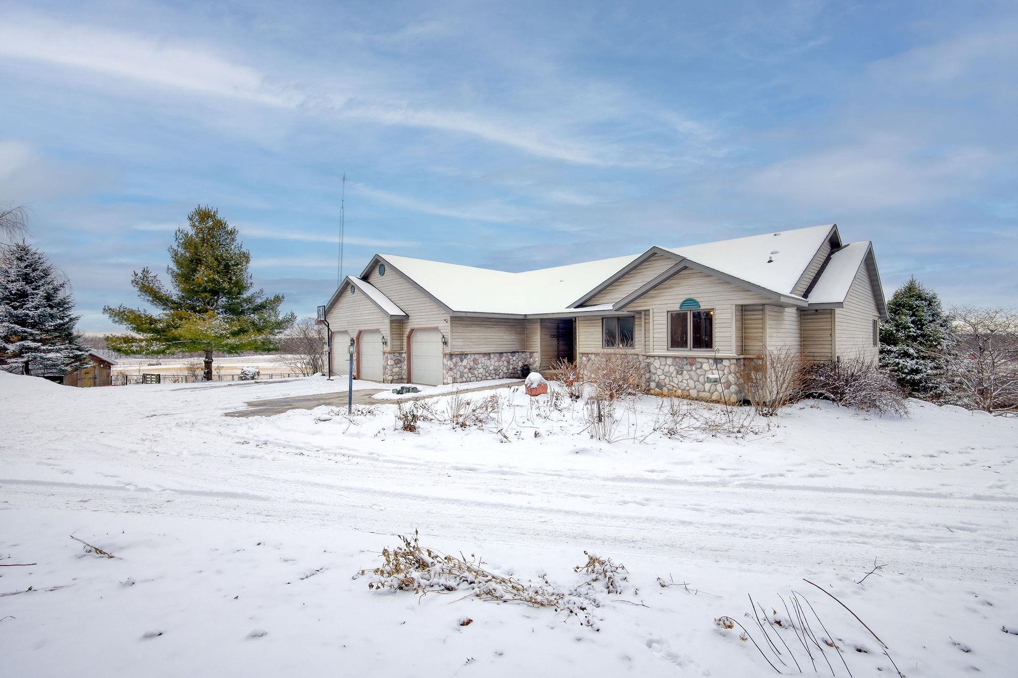 S4168 Crawford Street Baraboo, WI 53913 - Photo 42 of 72