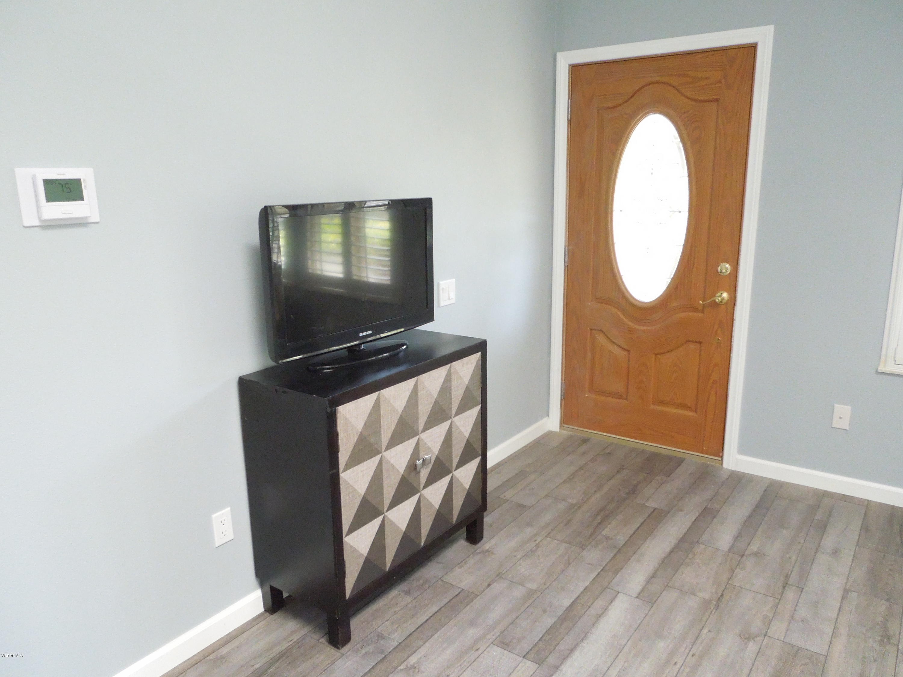 20213 Village 20 Camarillo, CA 93012 - Photo 23 of 35 DSCN8392