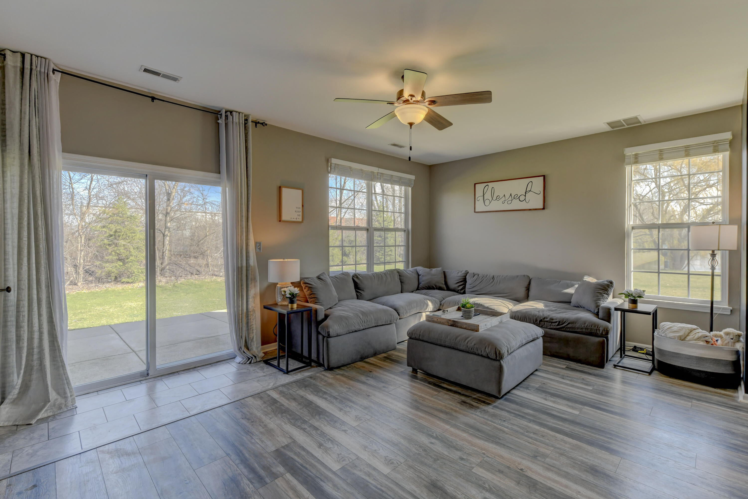 1743 Springtime Court Dyer, IN 46311 - Photo 3 of 24 3000x2000