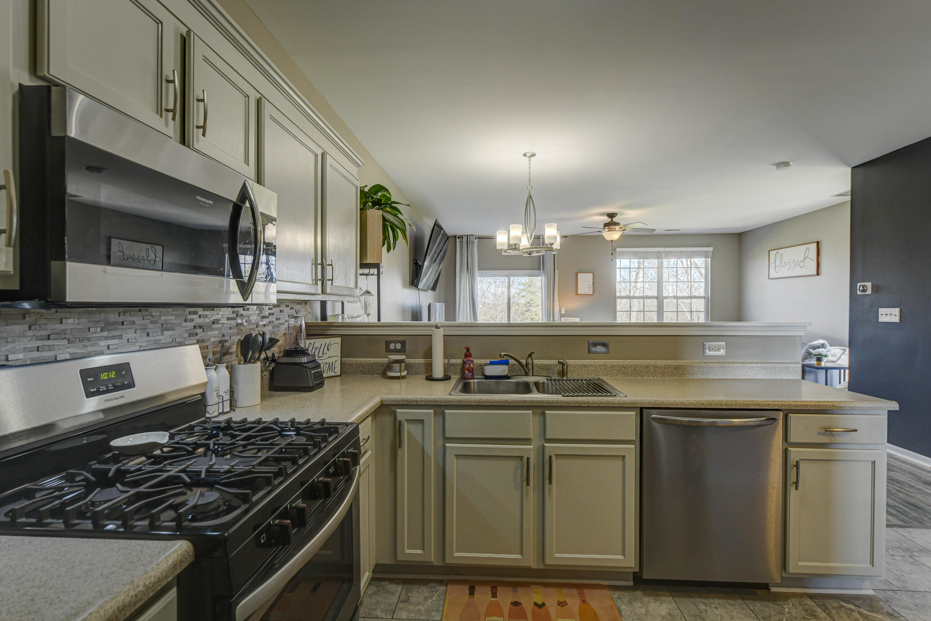 1743 Springtime Court Dyer, IN 46311 - Photo 10 of 24 3000x2000