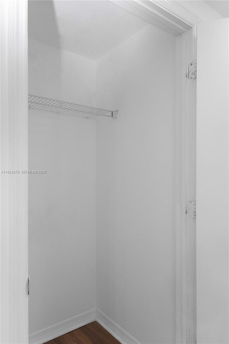 55 Southeast 6th Street, Unit 2606 Miami, FL 33131 - Photo 15 of 18 a view of a small space