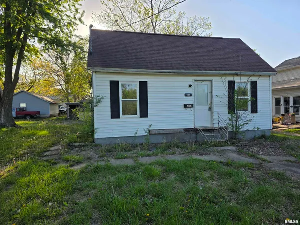 $24,900 | 454 South 3rd Avenue, Canton, IL 61520