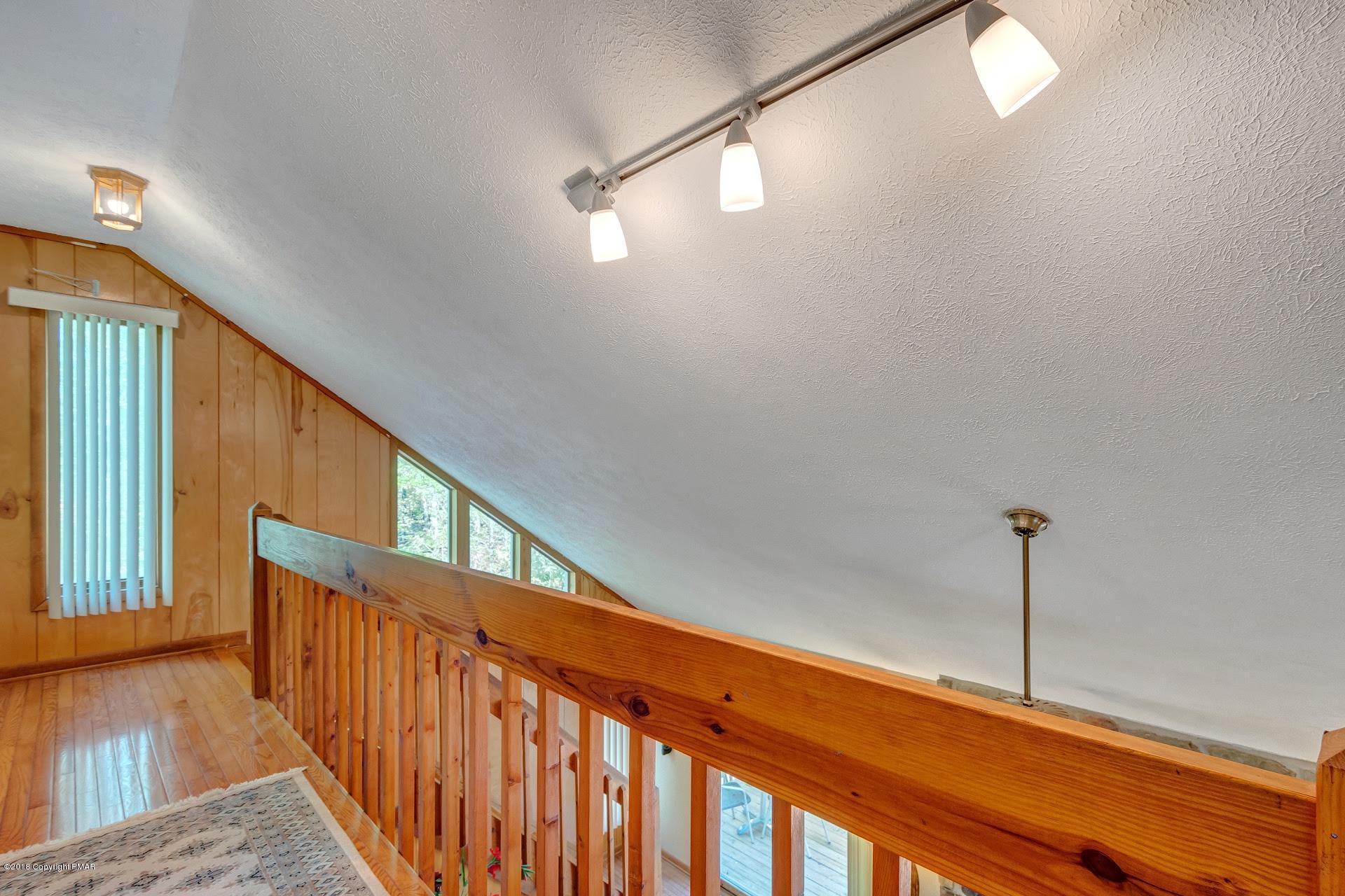 132 Carnforth Drive Bushkill, PA 18324 - Photo 30 of 43 34