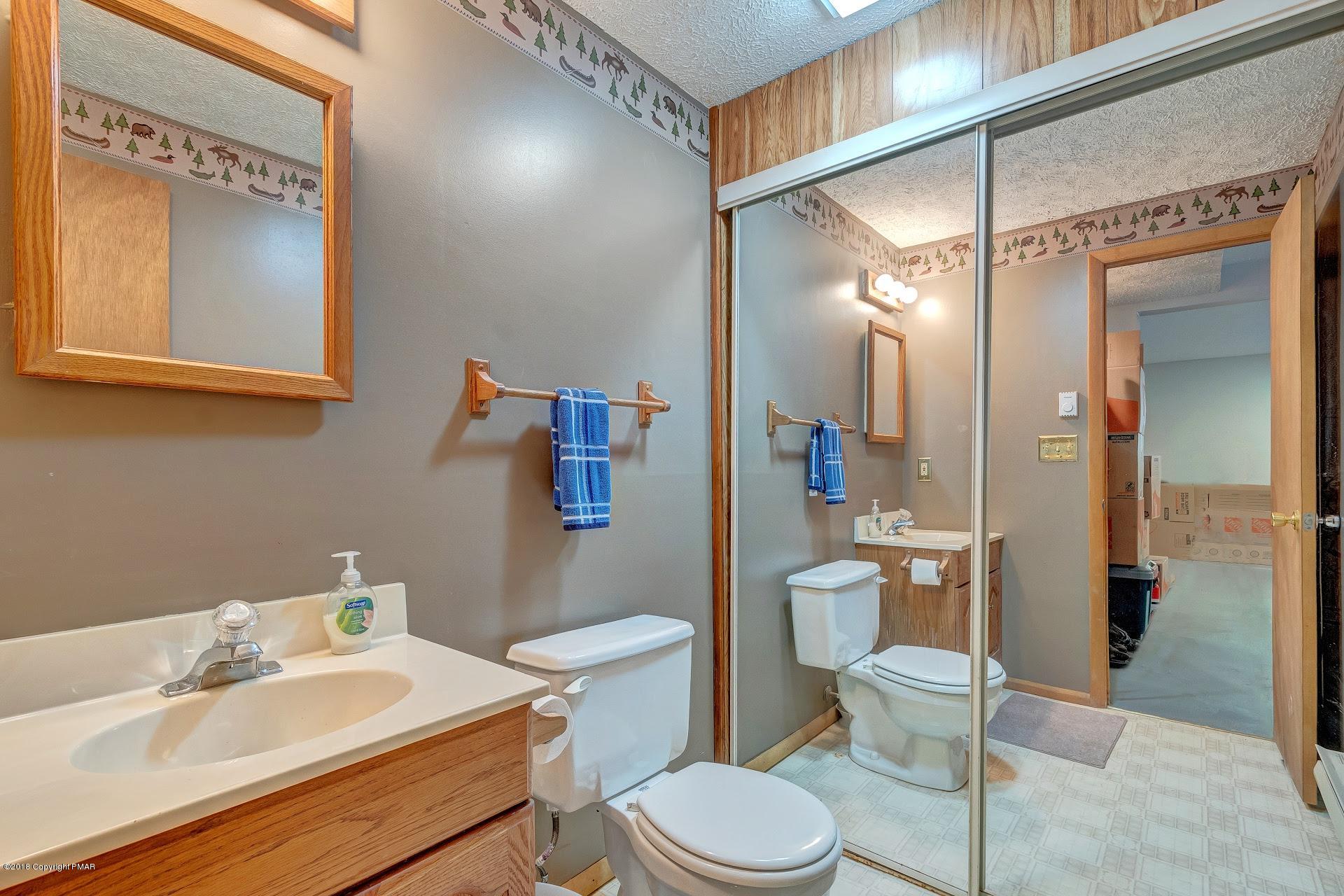 132 Carnforth Drive Bushkill, PA 18324 - Photo 33 of 43 37