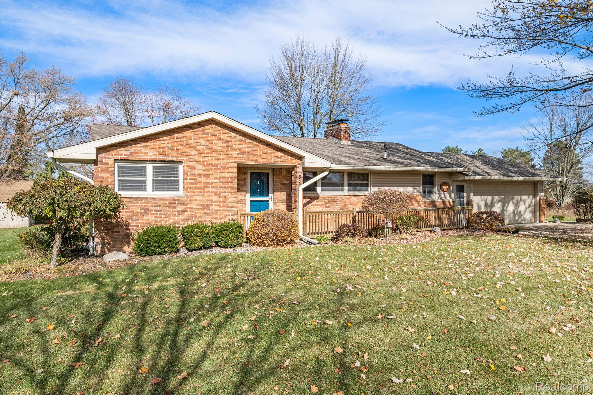 6244 Lennon Road Swartz Creek, MI 48473 - Photo 2 of 17 Gallery Image 2