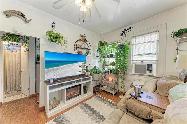 $739,000 | 432 Adelia Avenue, Sarasota, FL 34236