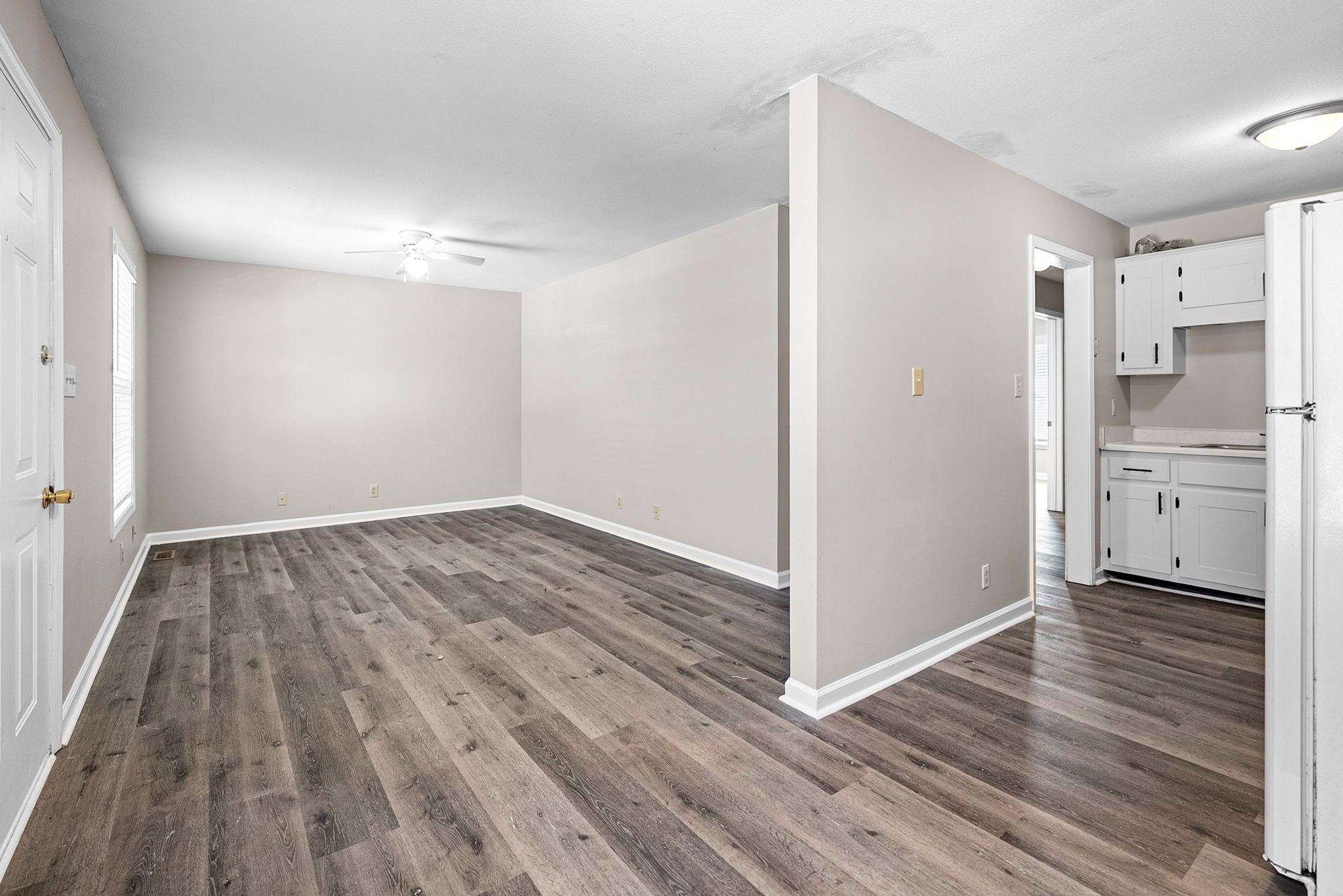 1539 Hugh Hunter Road Oak Grove, KY 42262 - Photo 11 of 22 a view of empty room with wooden floor