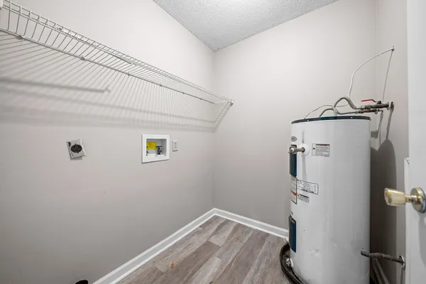 $900 | 1539 Hugh Hunter Road, Oak Grove, KY 42262