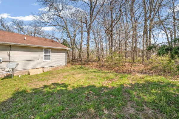 $900 | 1539 Hugh Hunter Road, Oak Grove, KY 42262