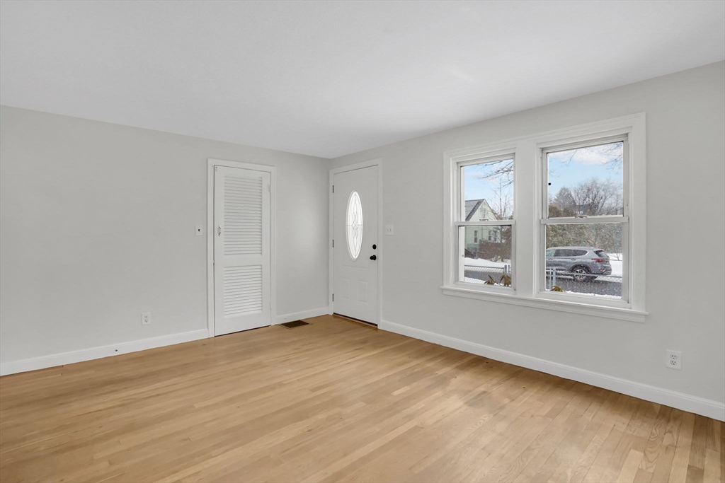 33 Drexel Street Springfield, MA 01104 - Photo 10 of 35 Gallery Image 10