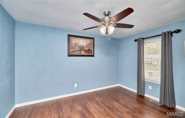 $314,900 | 27 Sunny Hill Boulevard, St. Peters, MO 63376