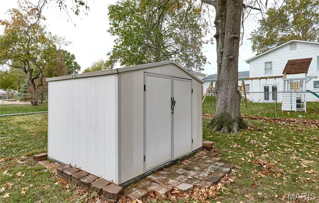 $314,900 | 27 Sunny Hill Boulevard, St. Peters, MO 63376