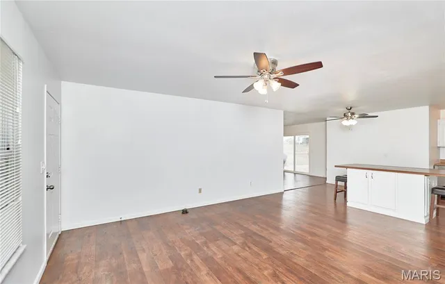 $314,900 | 27 Sunny Hill Boulevard, St. Peters, MO 63376