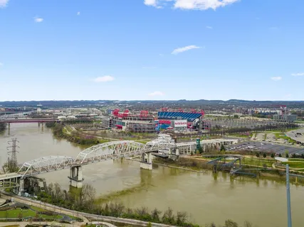 $875,000 | 301 Demonbreun Street, Unit 920, Nashville, TN 37201