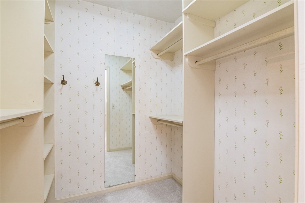 100 Hilltop Road Longmeadow, MA 01106 - Photo 11 of 42