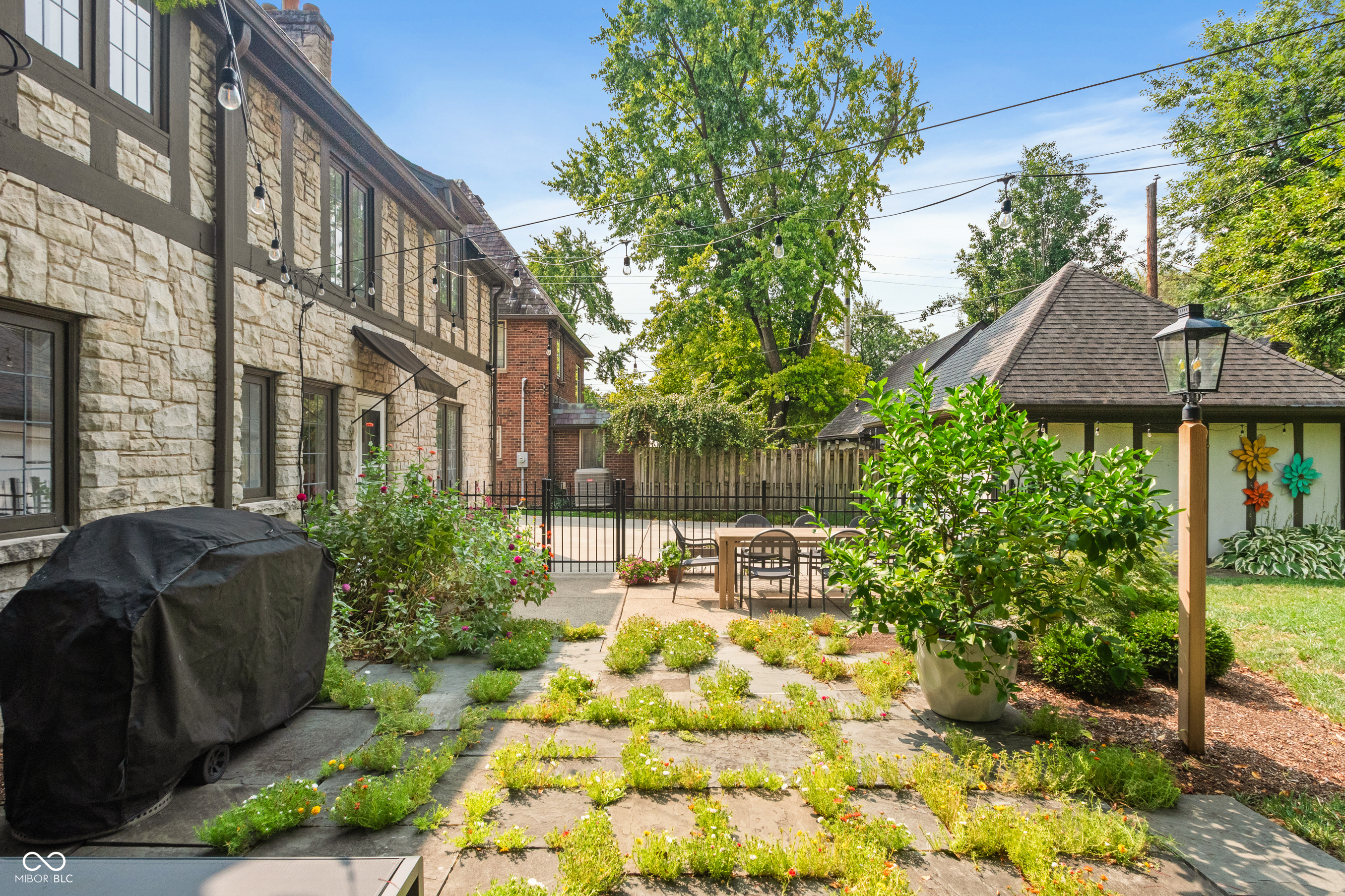 5416 Central Avenue Indianapolis, IN 46220 - Photo 35 of 36