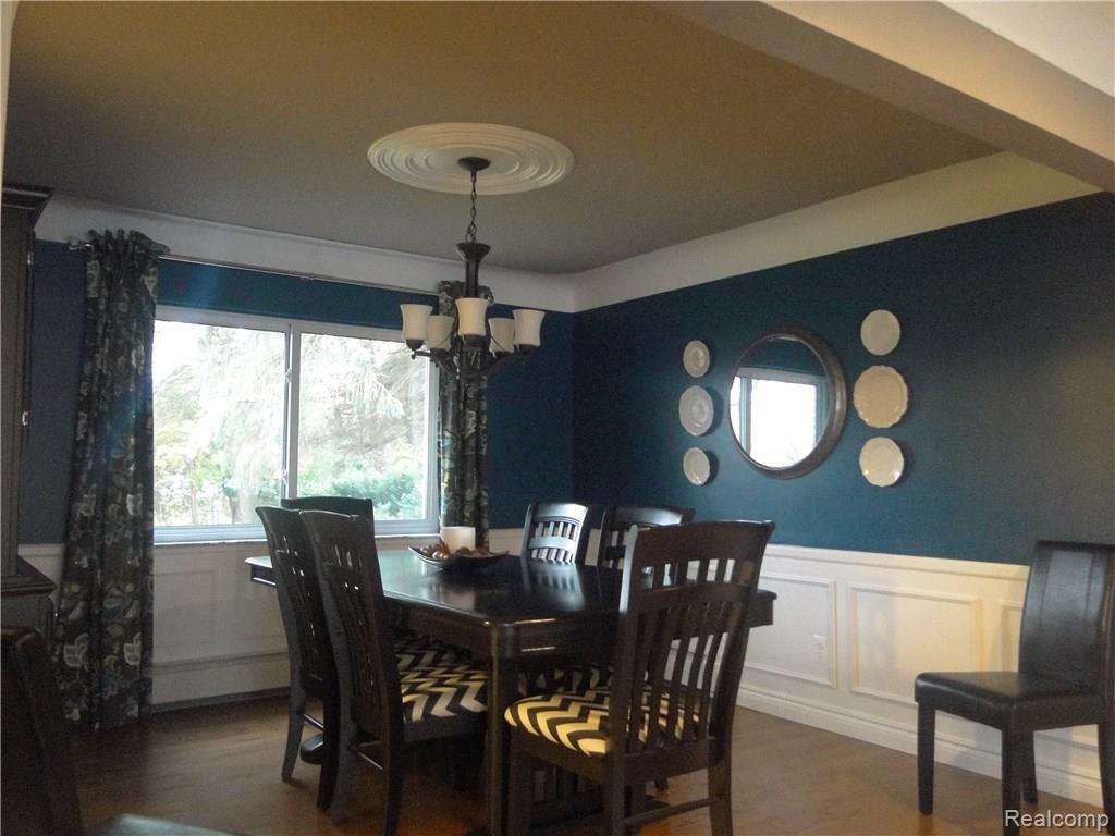 2049 Walton Blvd. Rochester, MI 48309 - Photo 12 of 41 Dining Room - View One
