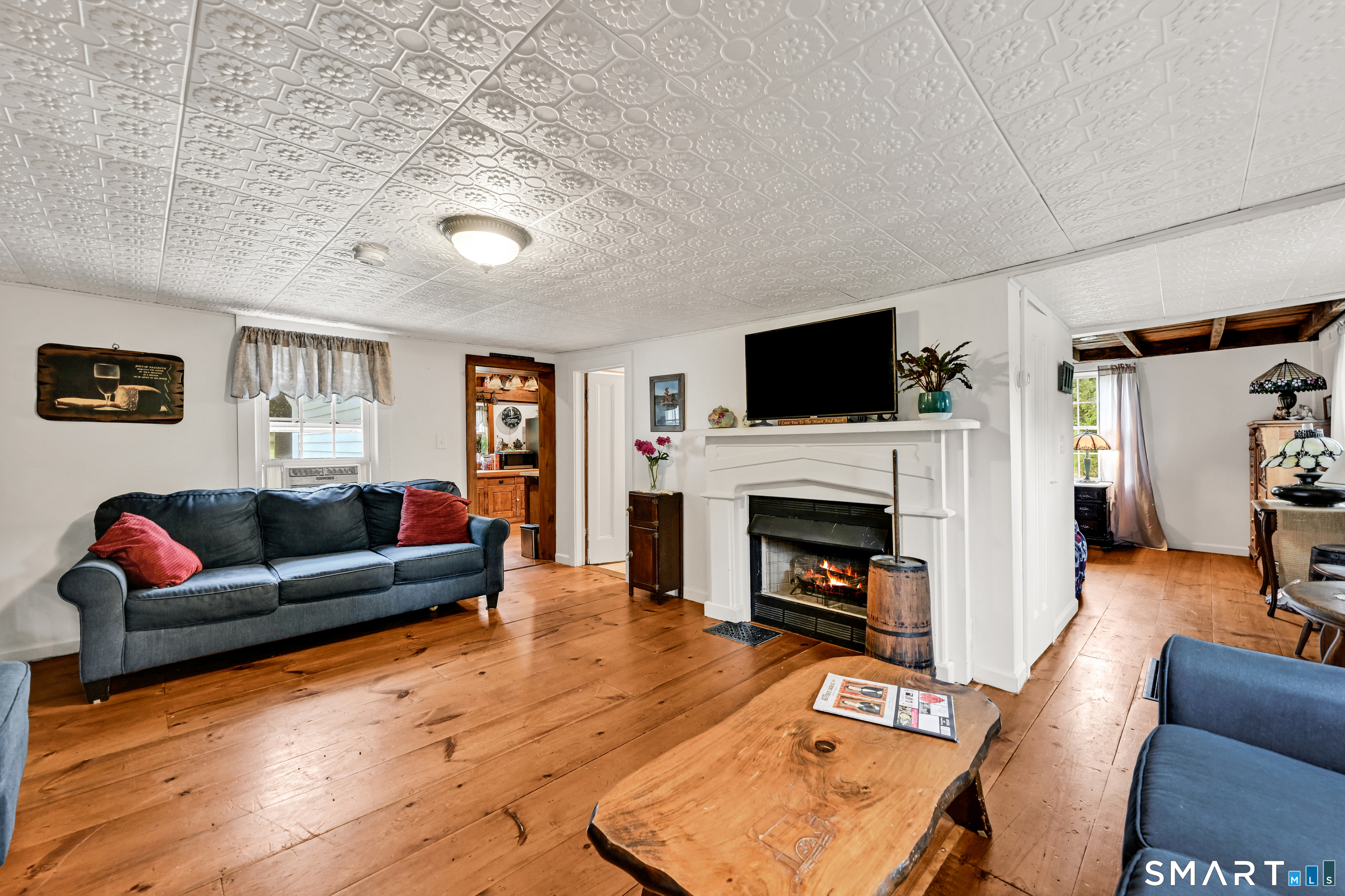 352 Shenipsit Lake Road Tolland, CT 06084 - Photo 15 of 40