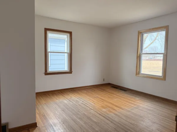 $134,000 | 1968 River Road, Windom, MN 56101
