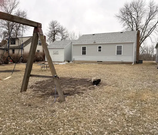 $134,000 | 1968 River Road, Windom, MN 56101