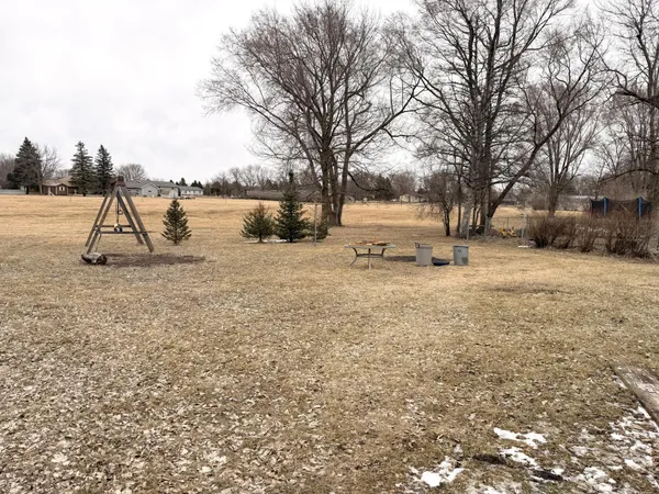 $134,000 | 1968 River Road, Windom, MN 56101