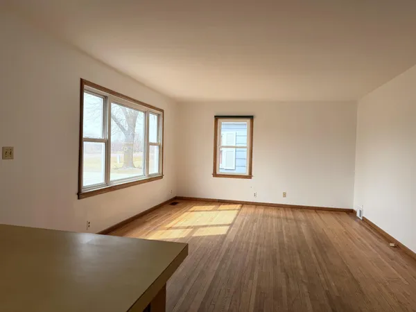 $134,000 | 1968 River Road, Windom, MN 56101