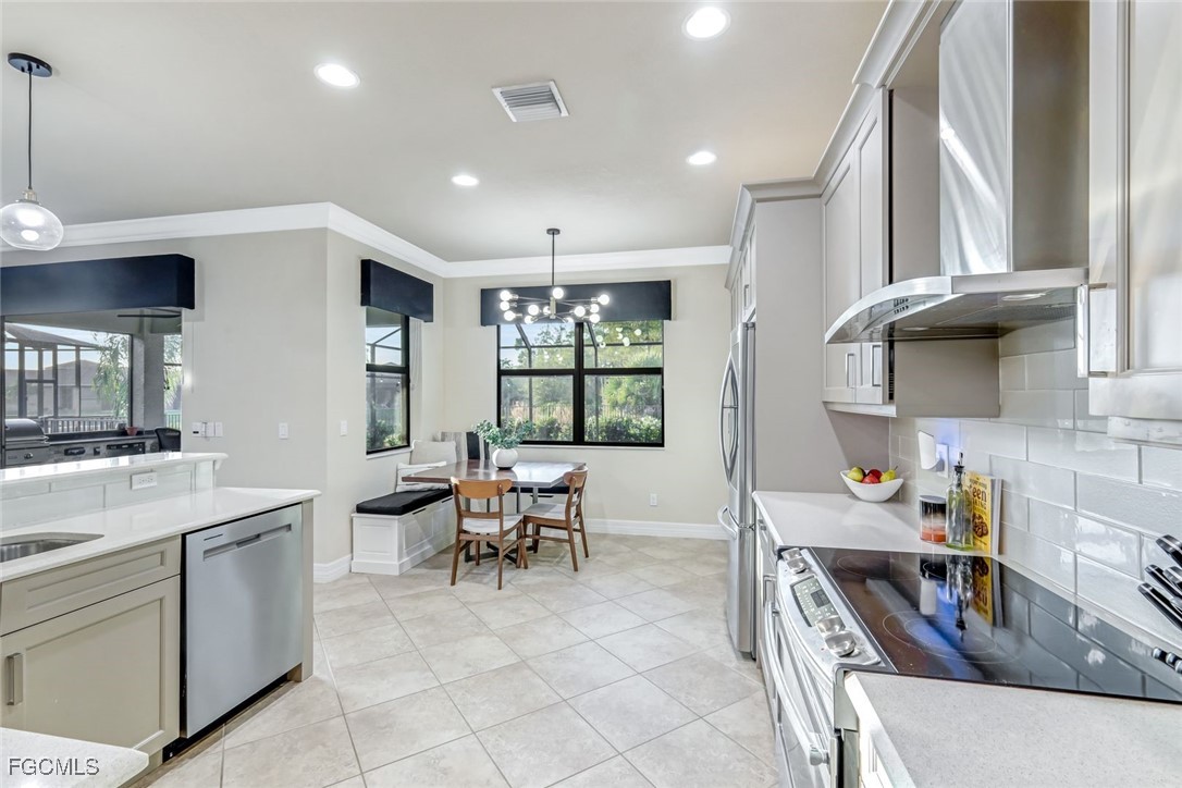 11732 Meadowrun Circle Fort Myers, FL 33913 - Photo 9 of 43