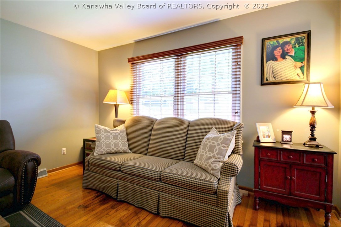 129 McGovran Road Charleston, WV 25314 - Photo 7 of 30 Gallery Image 7
